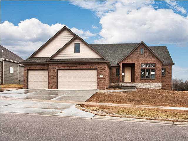 Brand New Home by Nies Homes - A MUST See!