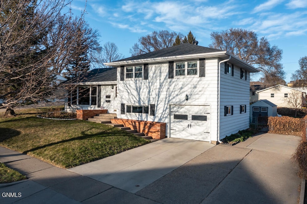 1705 N 6th St MLS-9
