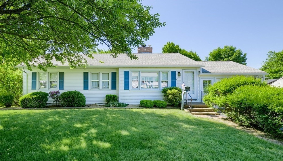 51 Tarrytown Ln, Worcester, MA 01602 - photo 1