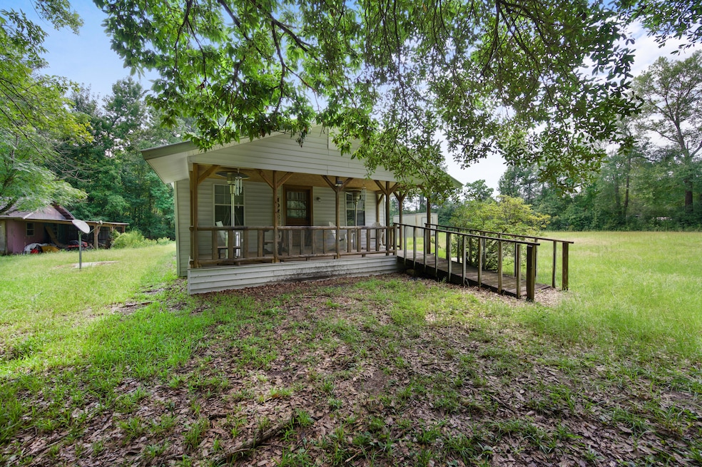 1009 Virgil Sims Rd, Deridder, LA 70634 - photo 1