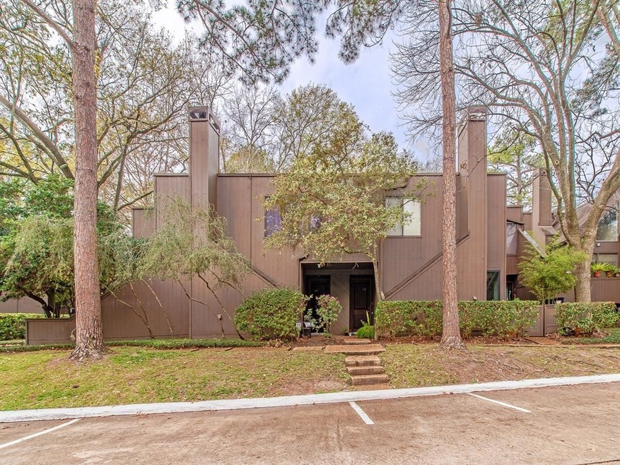 87 Litchfield Ln, Houston, TX 77024 - photo 1