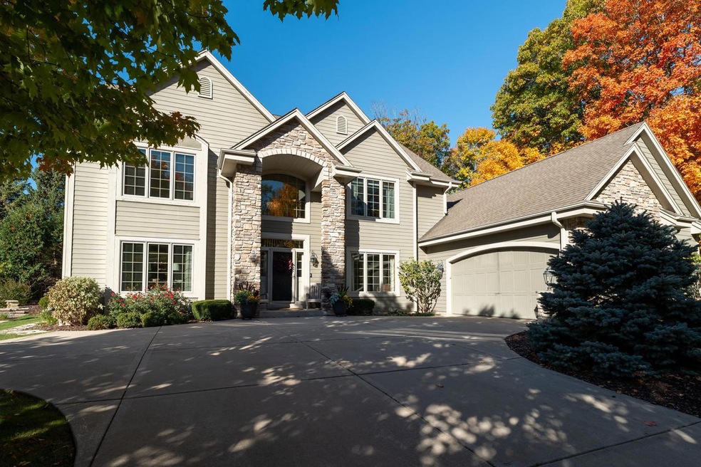 W147N9921 Rimrock Rd, Germantown, WI 53022 - photo 1