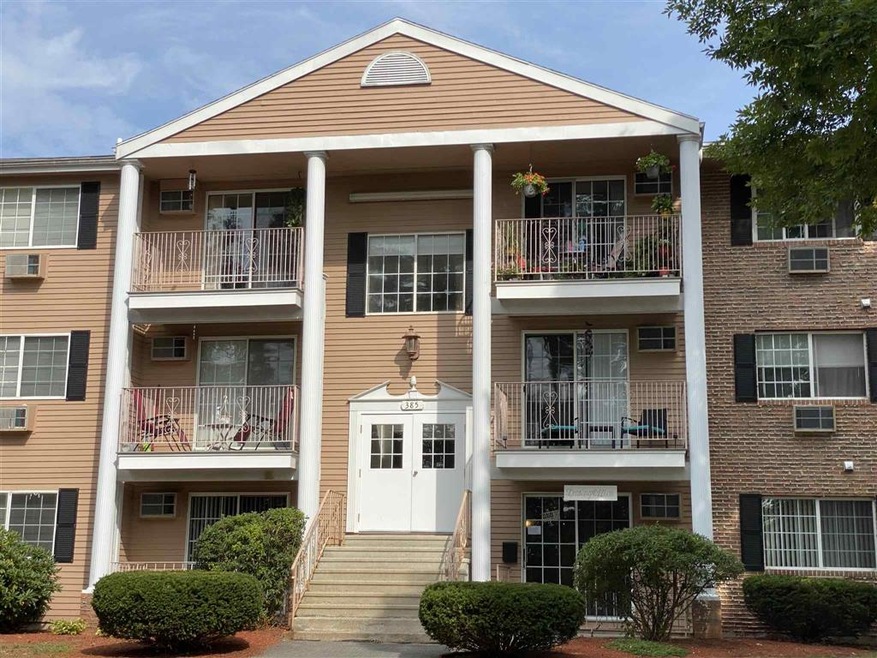 385 Huse Rd unit 34, Manchester, NH 03103 - photo 1