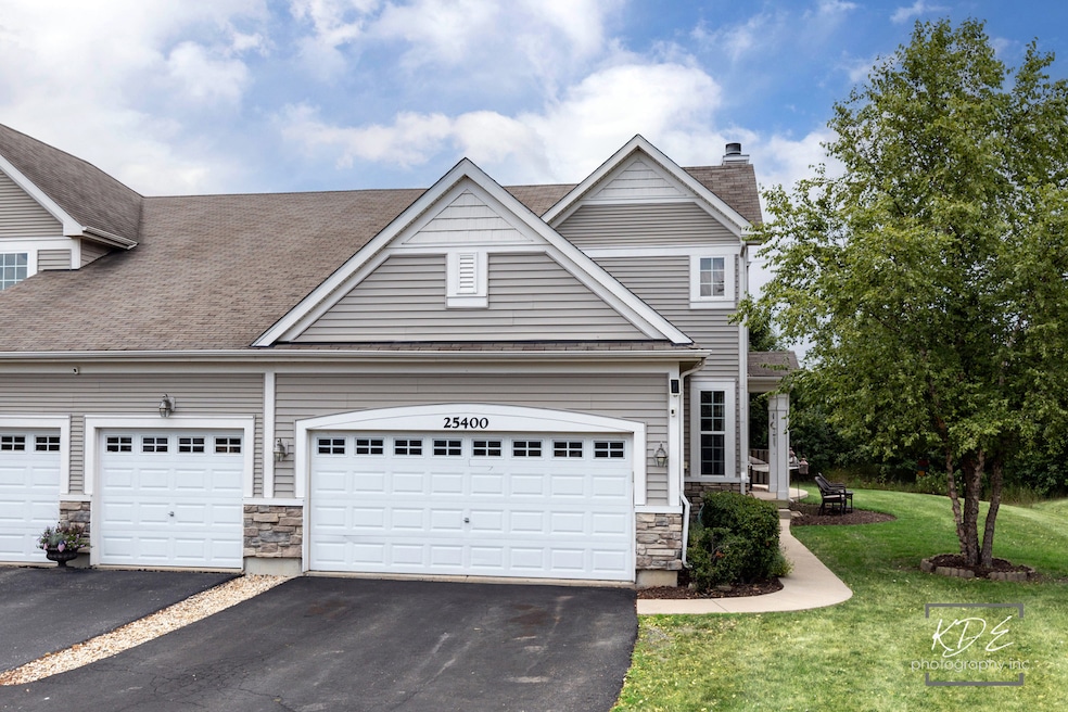 25400 Cove Ct, Plainfield, IL 60544 - photo 1