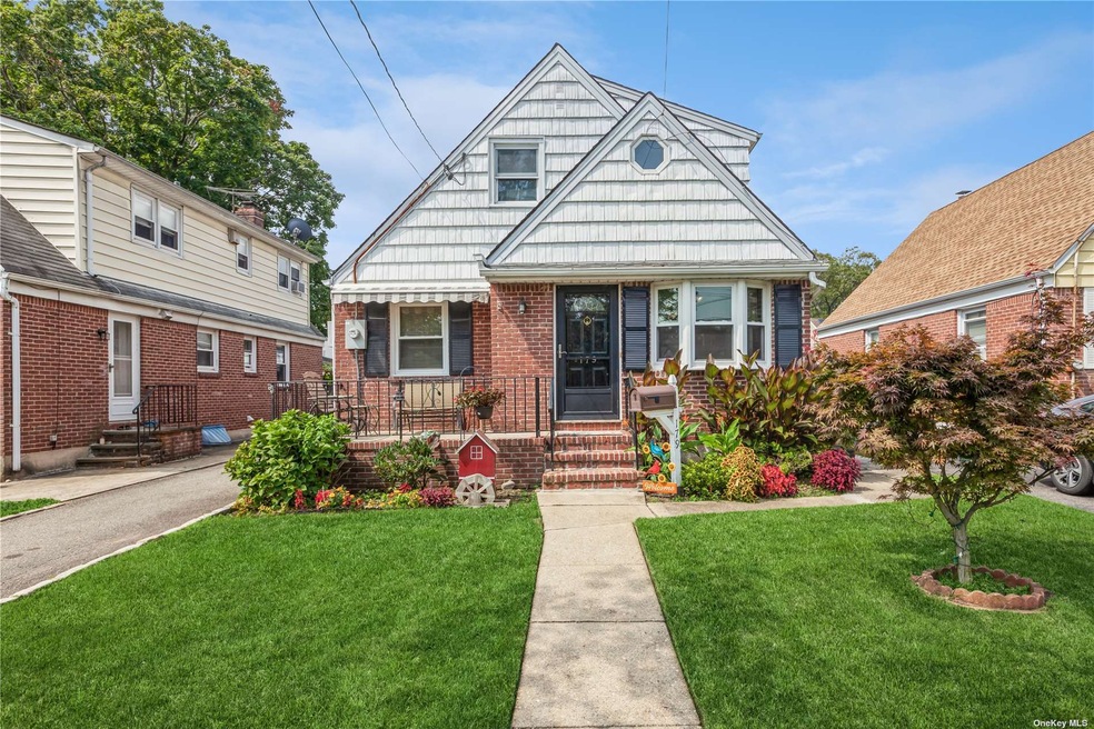 179 Latham Rd, Mineola, NY 11501 MLS ONE3493860