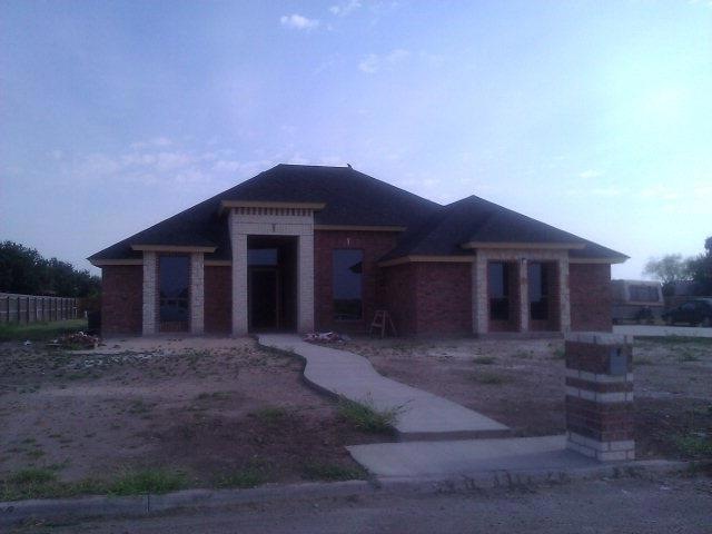 2810 El Sol Dr unit 11, Weslaco, TX 78599 - photo 1