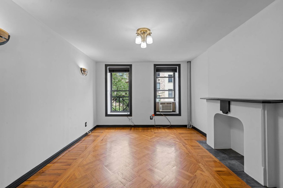 214 E 84th St unit 3A, New York, NY 10028 - photo 1