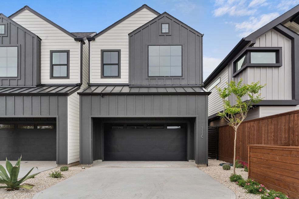 111 E 32nd St unit C, Houston, TX 77018 - photo 1