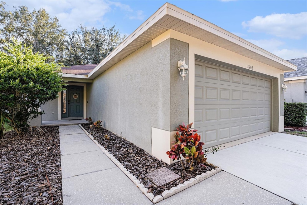 11708 Crest Creek Dr, Riverview, FL 33569 - photo 1