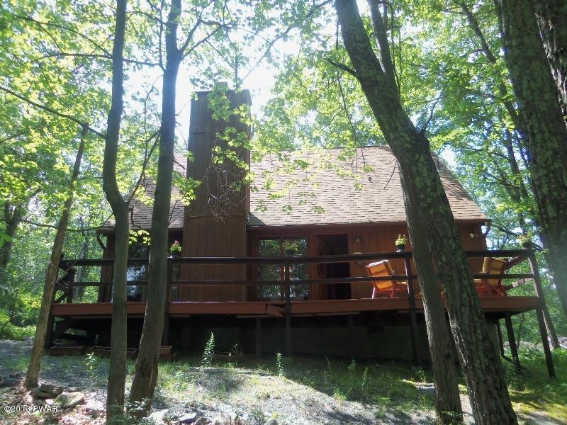 800 Cherry Ct, Hawley, PA 18428 - photo 1