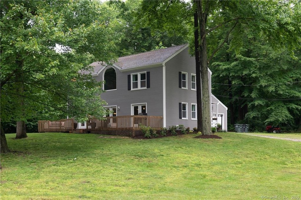 950 W River St, Milford, CT 06461 - photo 1