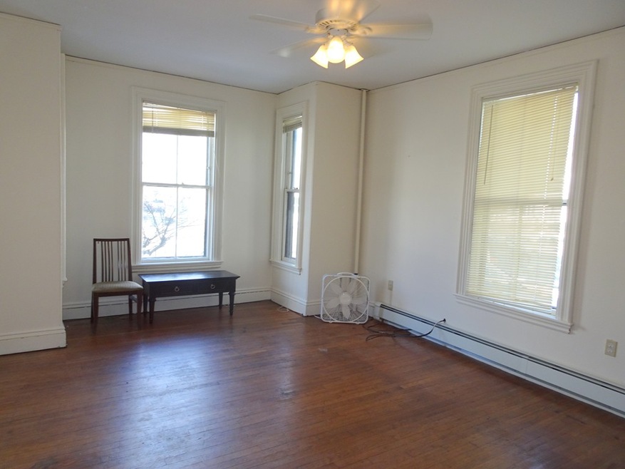 37 Pratt St, Allston, MA 02134 - photo 1