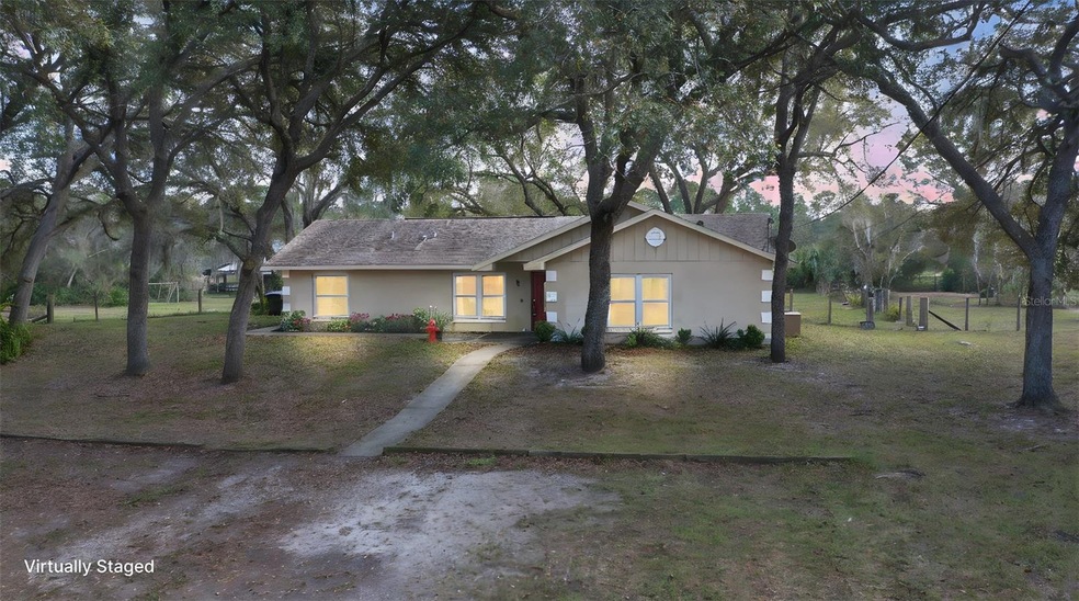 3050 Kingstree Dr, Deland, FL 32724 - photo 1