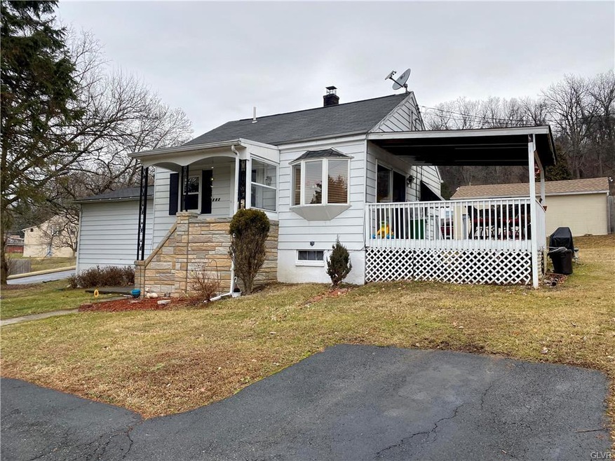 647 E Wyoming St, Allentown, PA 18103 - photo 1