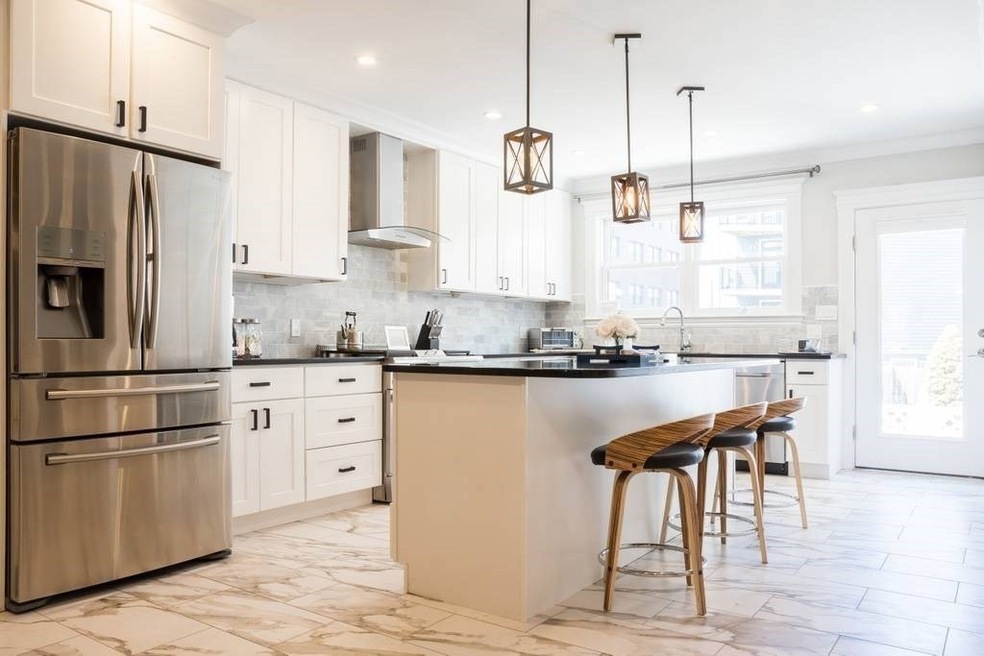 892 E 2nd St unit 2, Boston, MA 02127 - photo 1