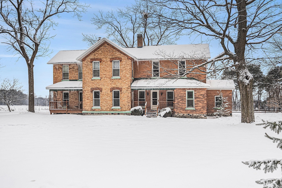 342 62nd St, South Haven, MI 49090 - photo 1