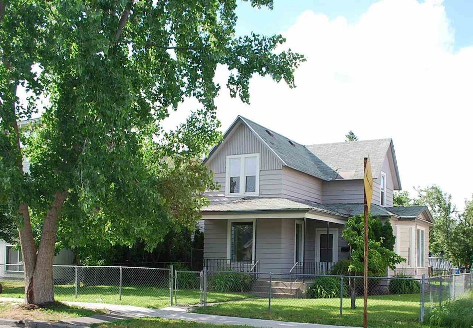 2010 W Broadway Ave, Spokane, WA 99201 - photo 1