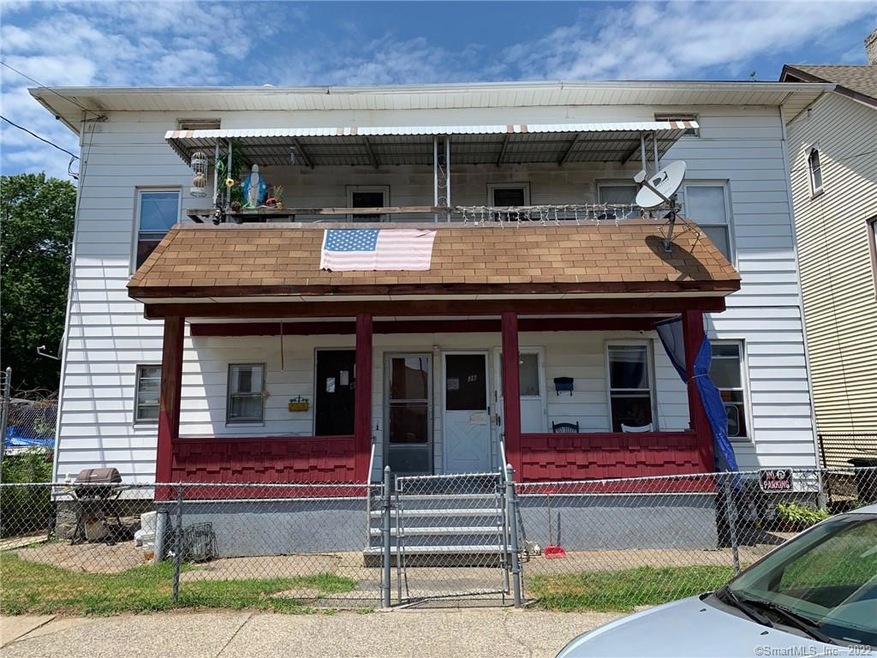 34 Tom Thumb St, Bridgeport, CT 06606 - photo 1