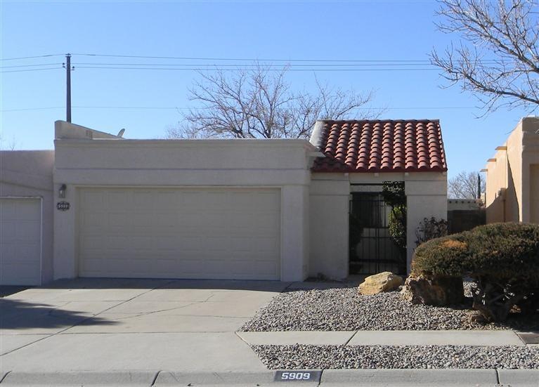 5909 Elmwood Dr NE, Albuquerque, NM 87109 - photo 1