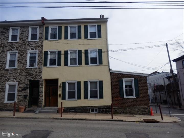133 Dupont St unit FRONT, Philadelphia, PA 19127 - photo 1
