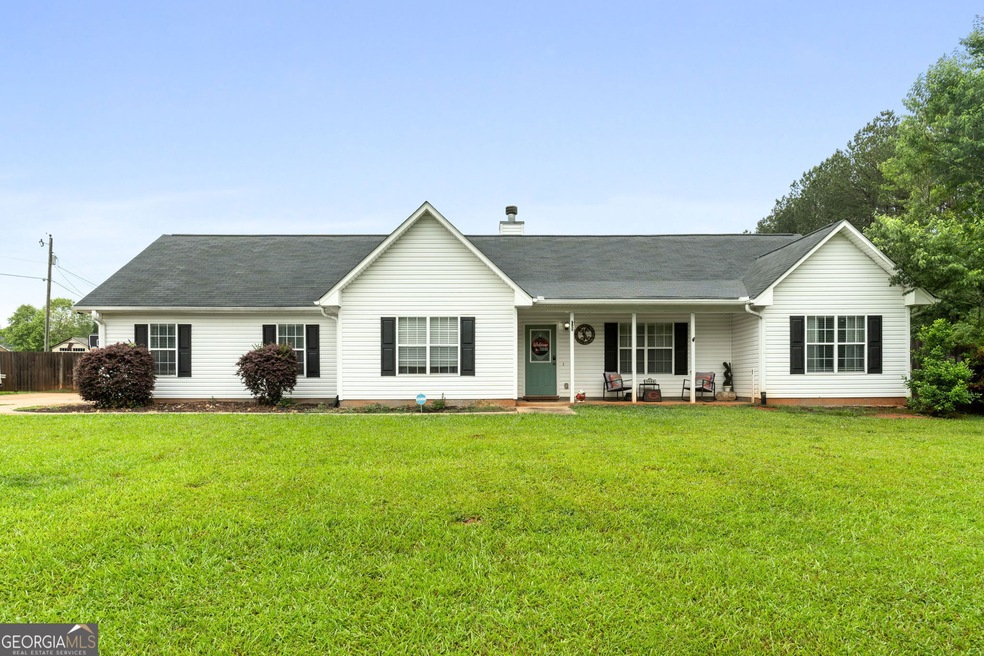 1195 New Hope Rd, Locust Grove, GA 30248 - photo 1