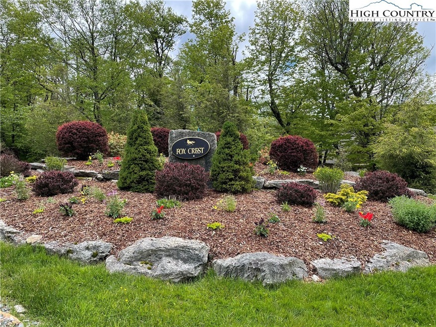 Welcome to the Fox Crest community!
