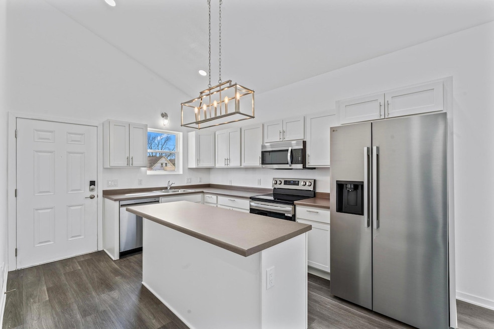 2438 N 38th St, Milwaukee, WI 53210 - photo 1