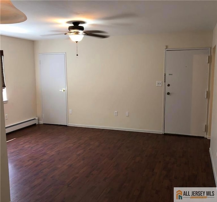 289 Main St unit 9R, Spotswood, NJ 08884 - photo 1