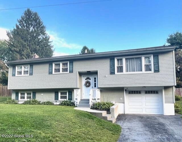 21 Clearview Blvd