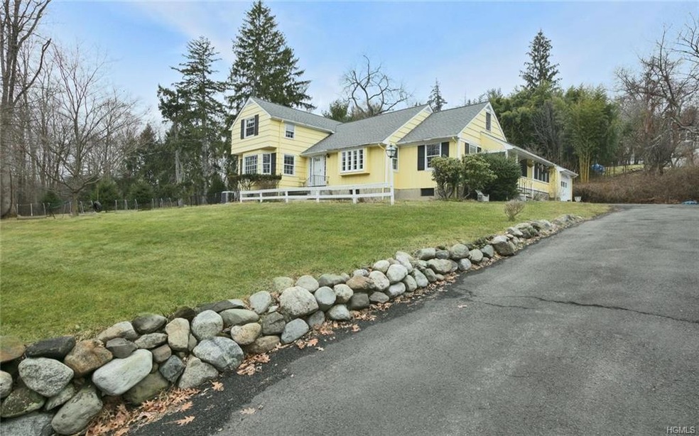 345 Old Mill Rd, Valley Cottage, NY 10989 - photo 1