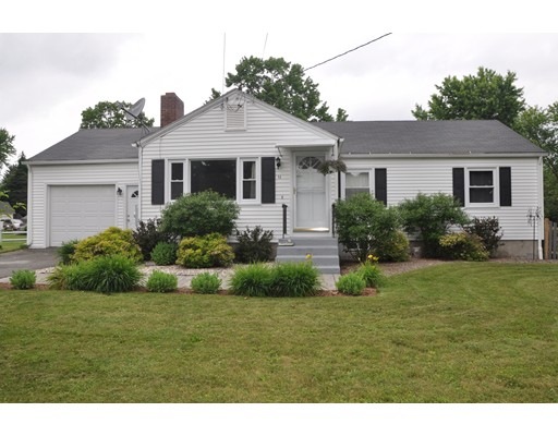 11 Karen Cir, Easthampton, MA 01027 - photo 1