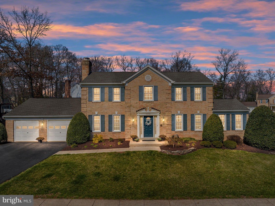 13150 Rounding Run Cir, Herndon, VA 20171 - photo 1