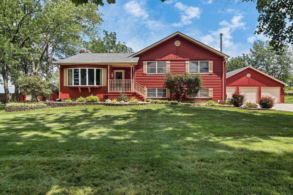 13113 Delaware St, Crown Point, IN 46307 - photo 1