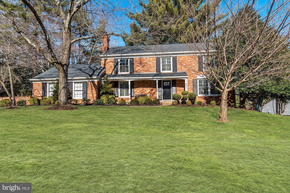 8803 Fox Hills Trail, Potomac, MD 20854 - photo 1