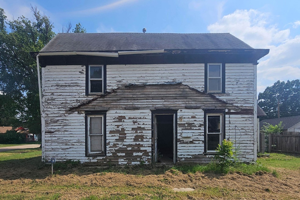 303 W Main St, Harper, KS 67058 - photo 1