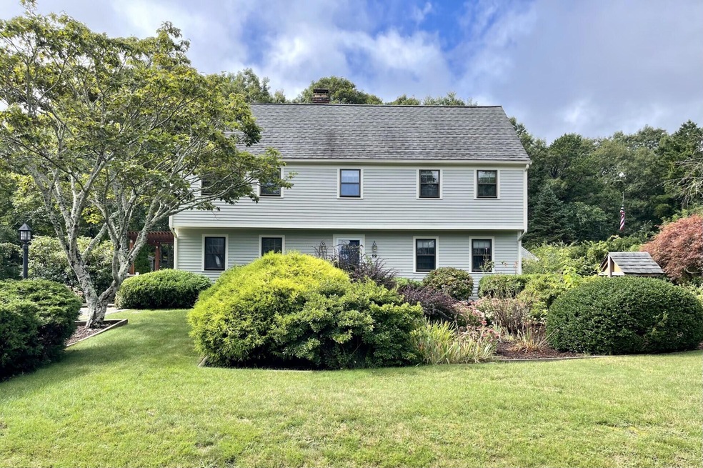 12 James St, Sandwich, MA 02563 - photo 1