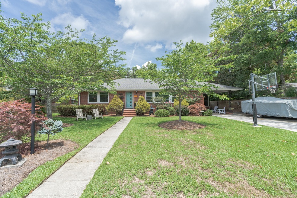 2425 Shirley-2
