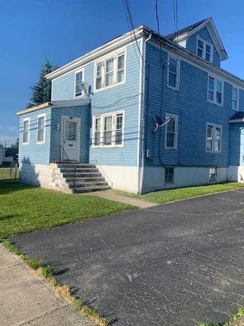 324 King St, Fall River, MA 02724 - photo 1