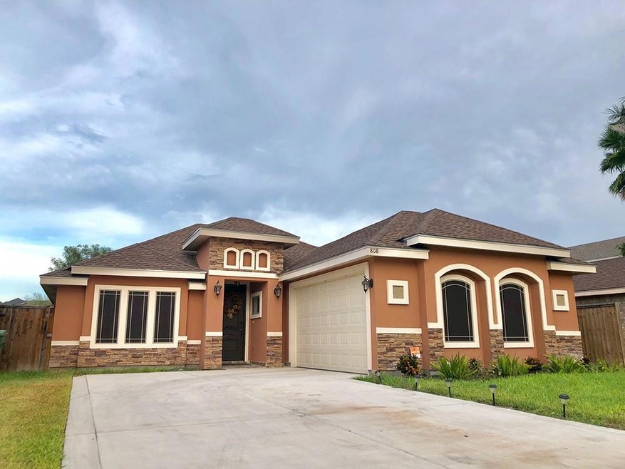 808 N 8th St, Alamo, TX 78516 - photo 1