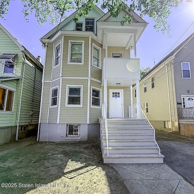 27 Wright Ave, Staten Island, NY 10303 - photo 1
