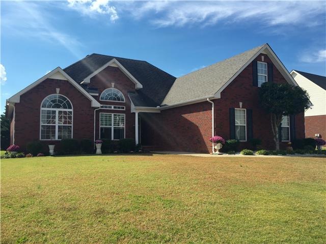 Wonderful all brick convenient to I 24, school, shopping, & Barfield Park.