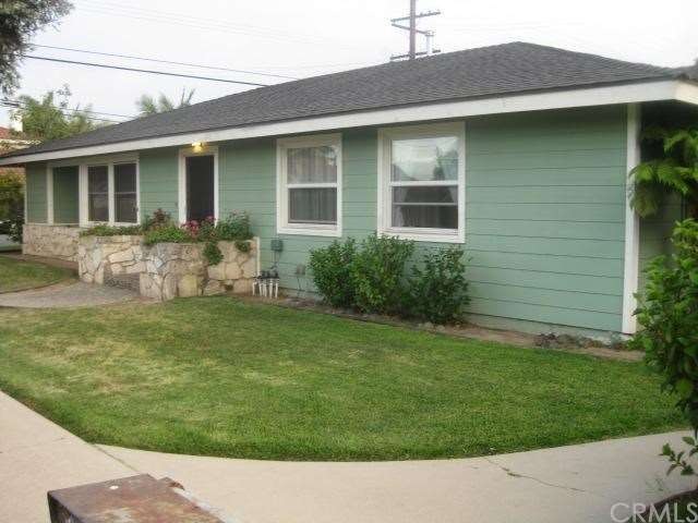 Front Entry from Buoy St.