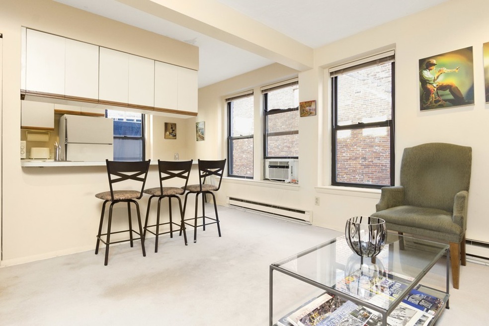 38A Charter St unit 6R, Boston, MA 02113 - photo 1