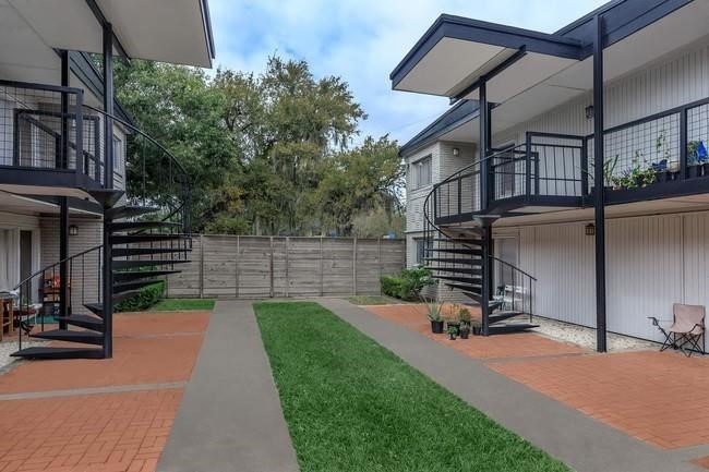 5415 Scott St unit 54, Houston, TX 77021 - photo 1