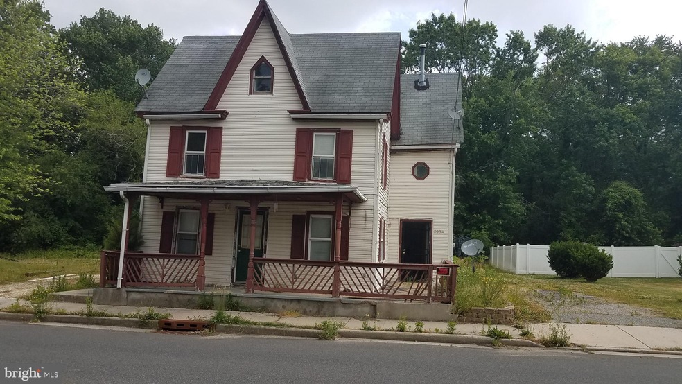 328 Bailey St, Woodstown, NJ 08098 - photo 1