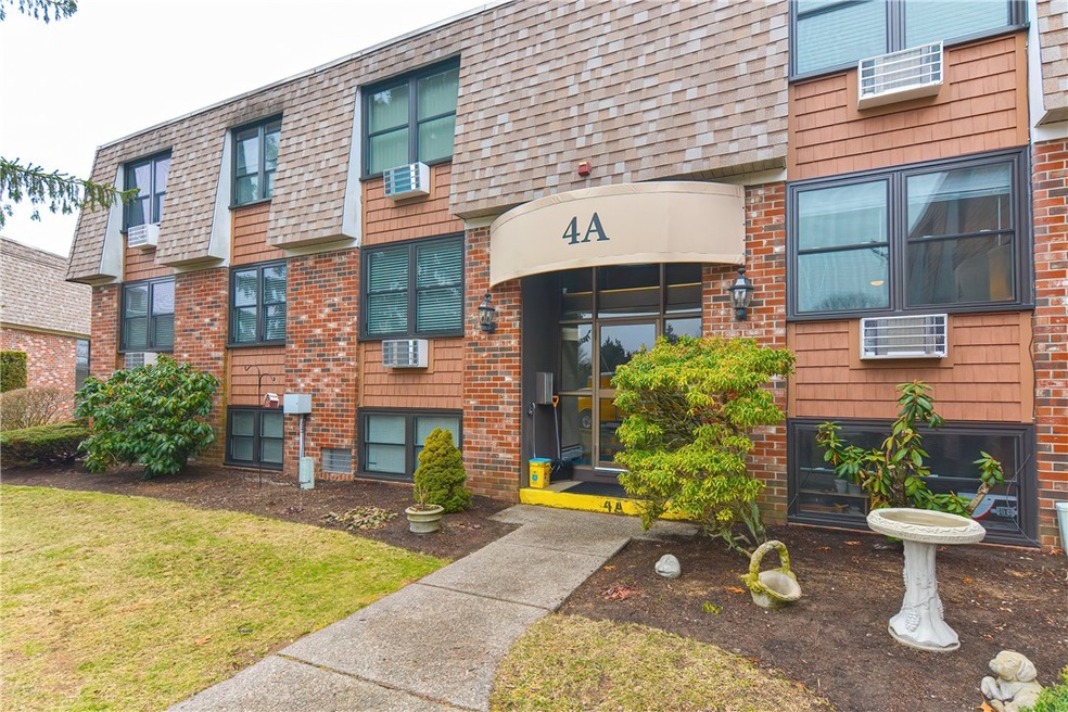 510 Child St unit 406A, Warren, RI 02885 - photo 1