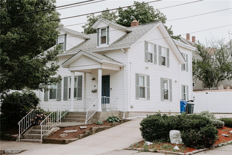 78 Pine St, Pawtucket, RI 02860 - photo 1