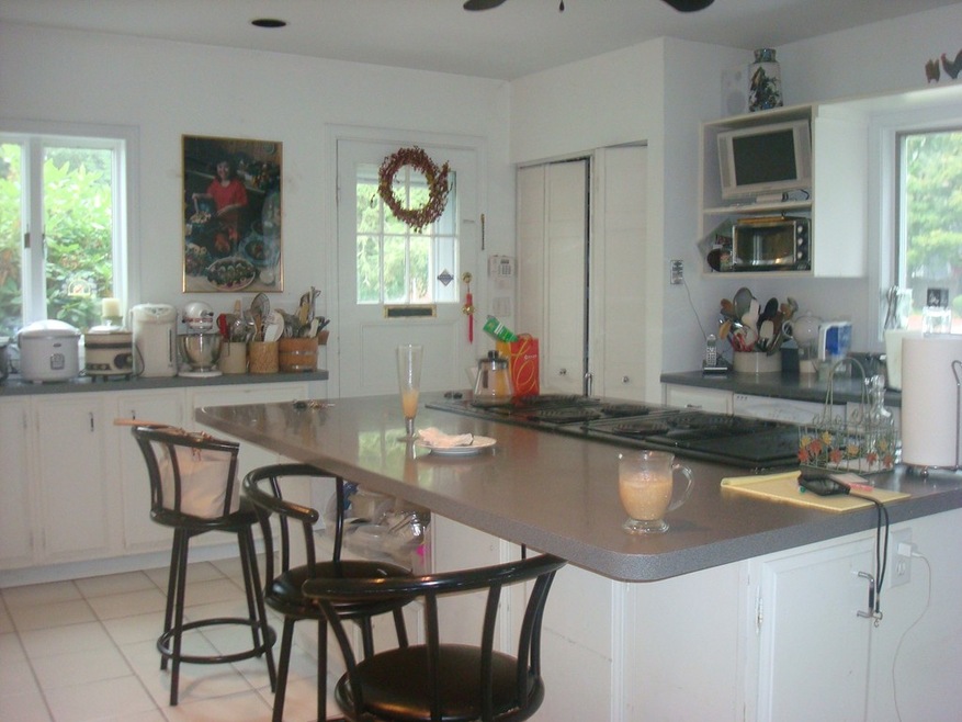 9 Fletcher St unit SF, Winchester, MA 01890 - photo 1