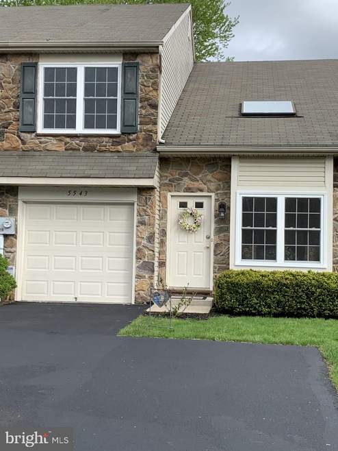 5543 Stonecroft Ln, Allentown, PA 18106 - photo 1