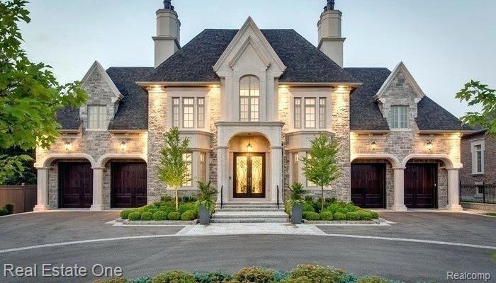 Walnut Lake House.jpg